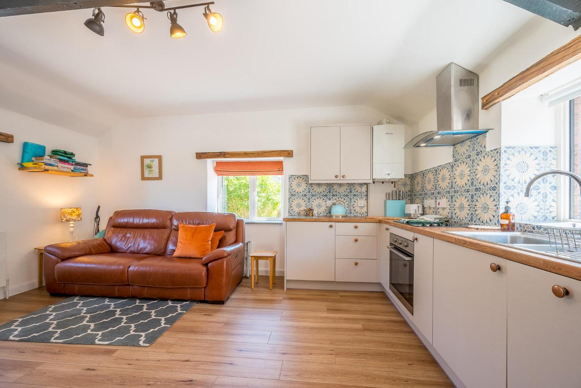 Polrunny Farm Seaberry Cottage With A Sea View And Log Burner 보스캐슬 외부 사진